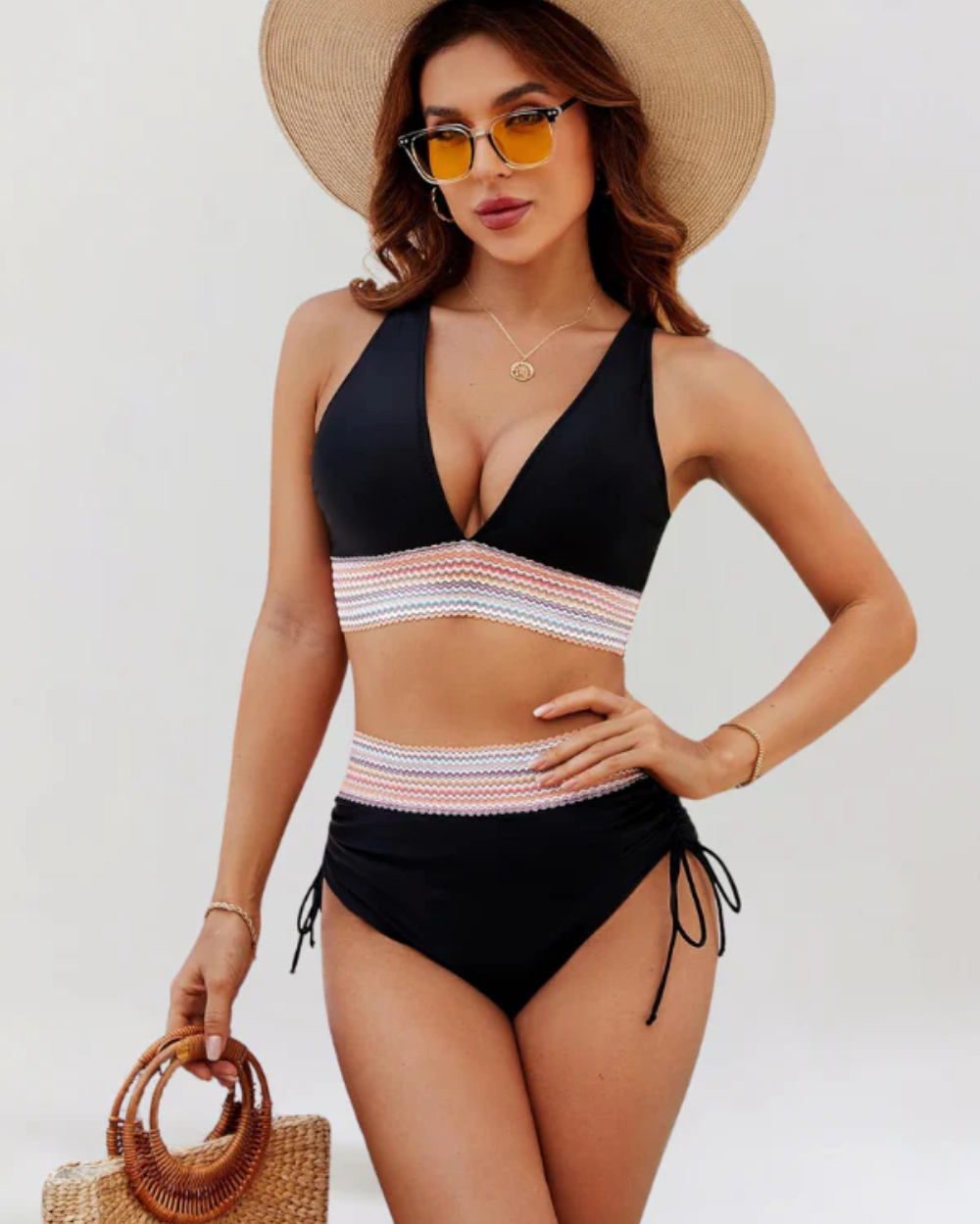 Bikini couvrant le ventre