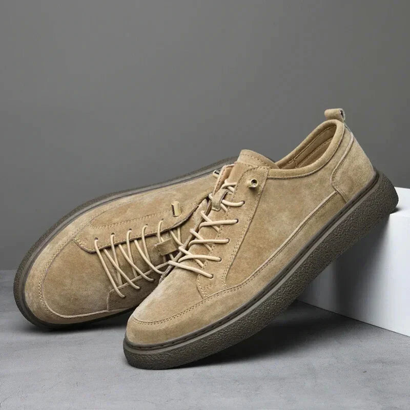Baskets en daim