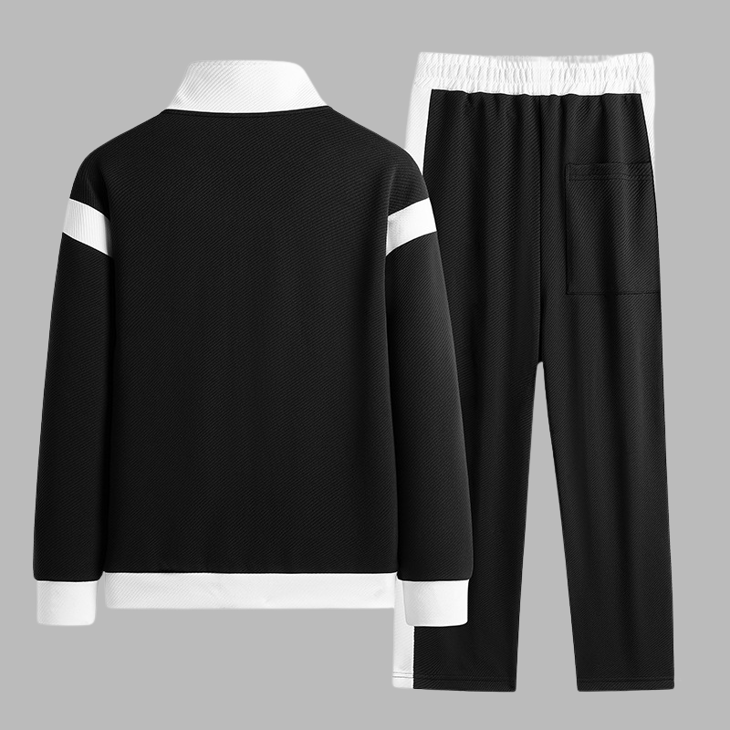 Ensemble élégant et actif