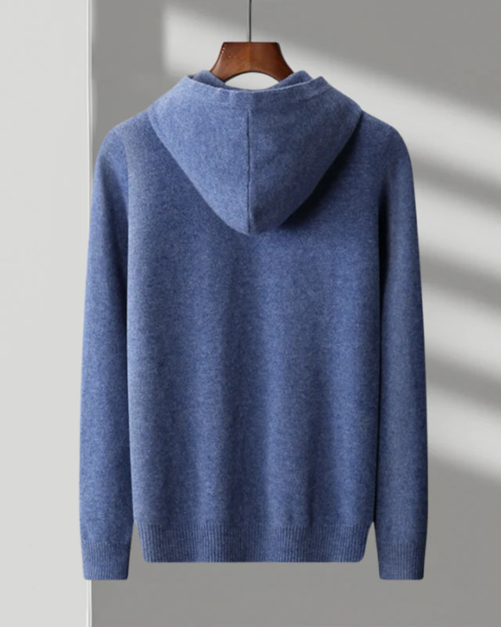 Pull à capuche en laine mérinos Nova