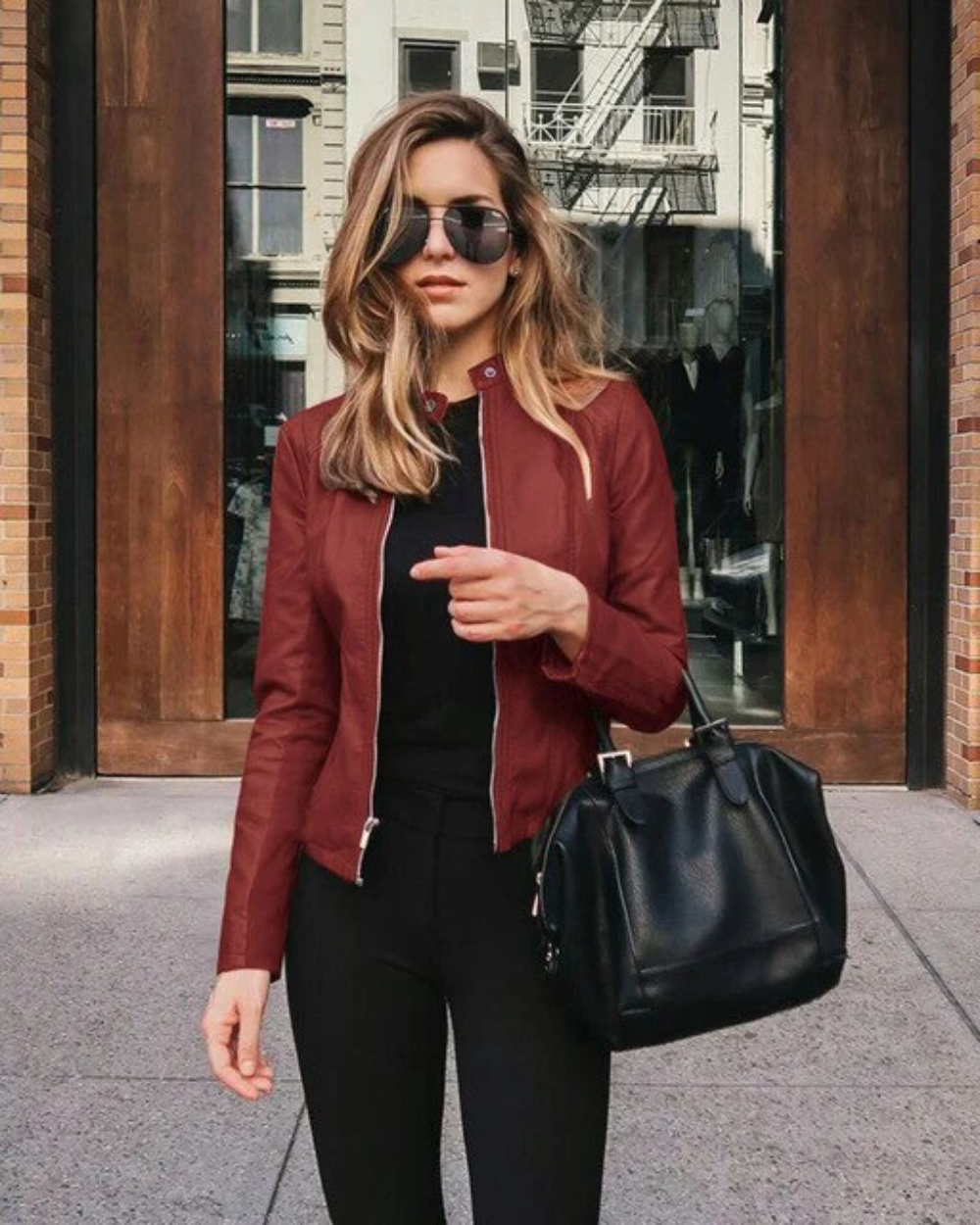 Veste élégante en cuir pour femmes