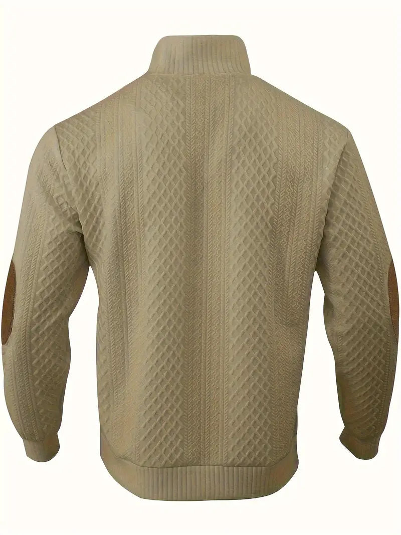 Pull à boutons élégants