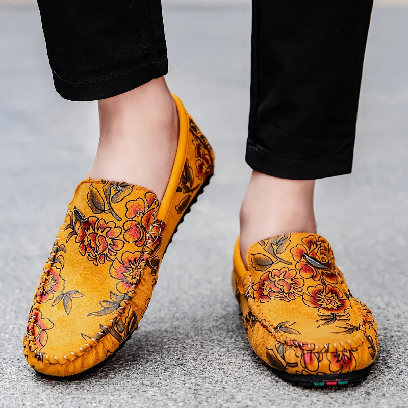 Mocassins en cuir à fleurs