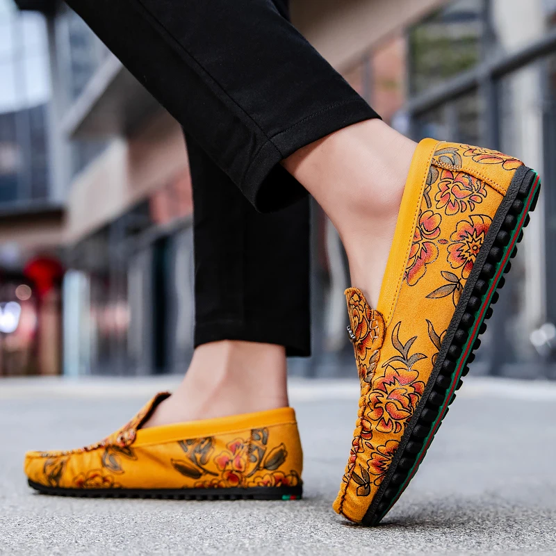 Mocassins en cuir à fleurs