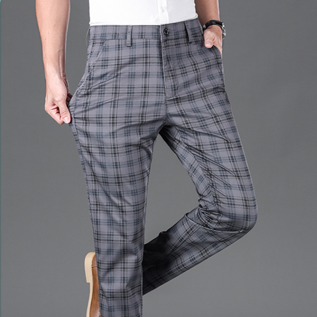 Pantalon d'affaires à carreaux