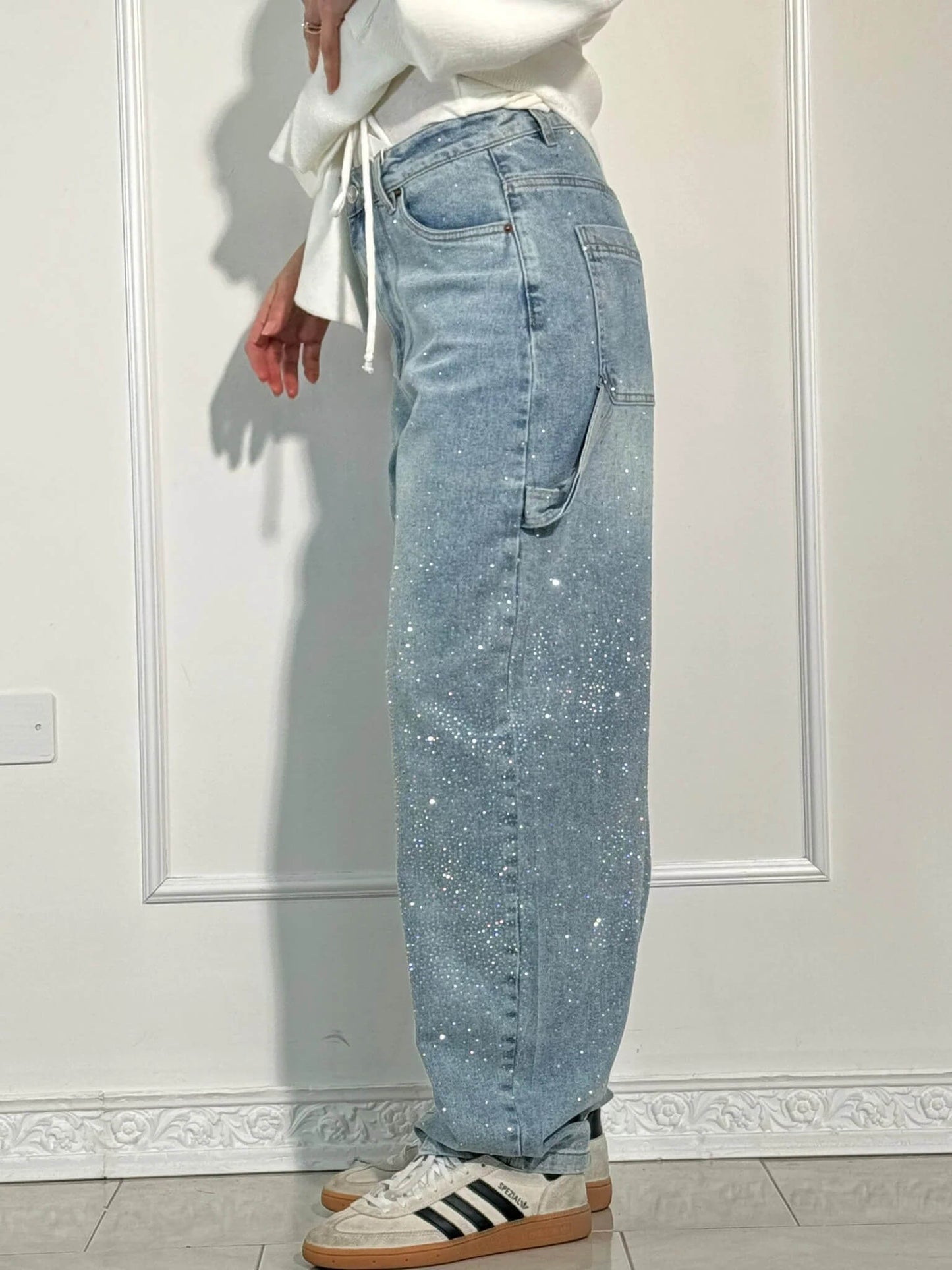 Jeans élégants et glamour