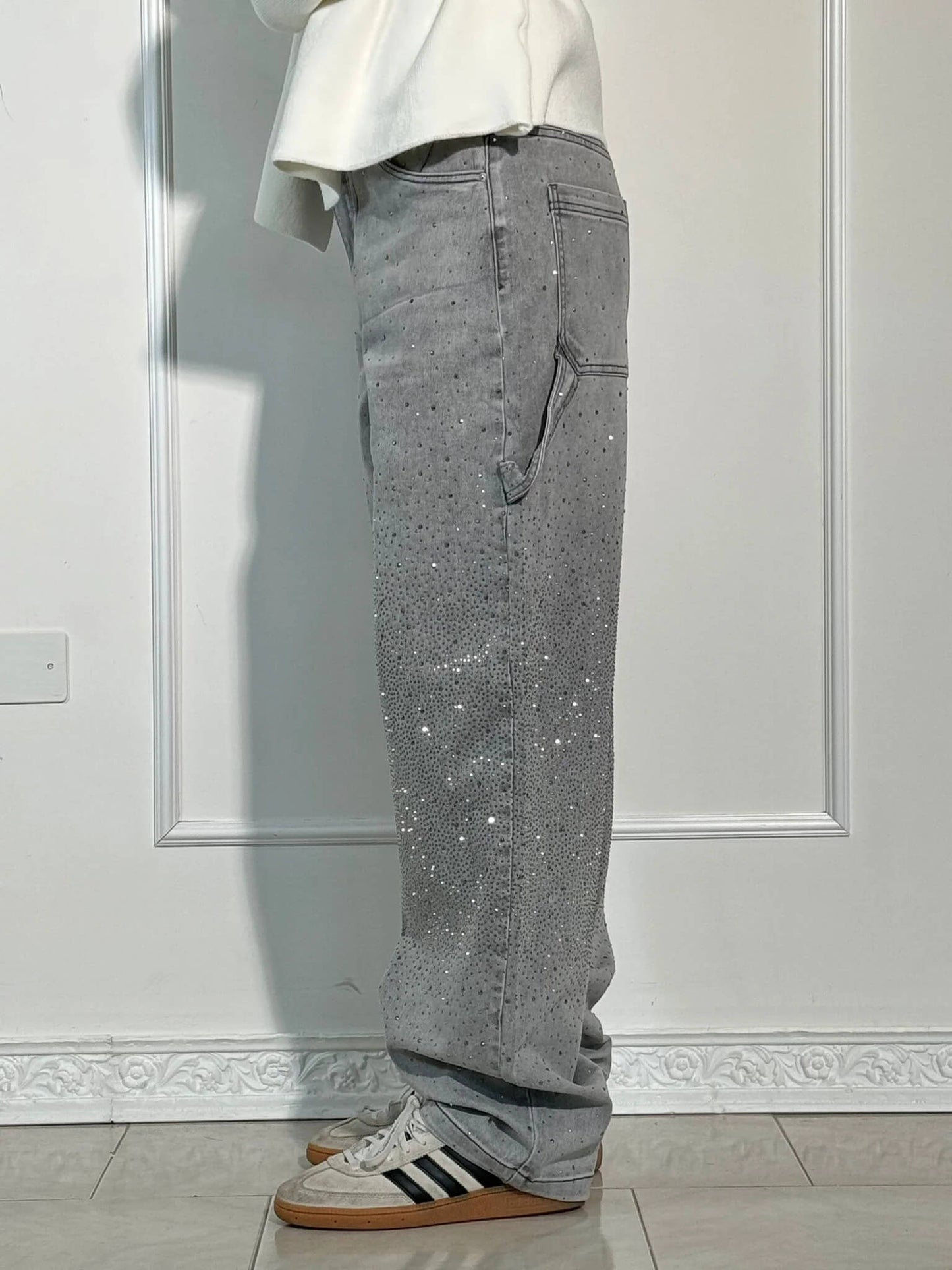 Jeans élégants et glamour