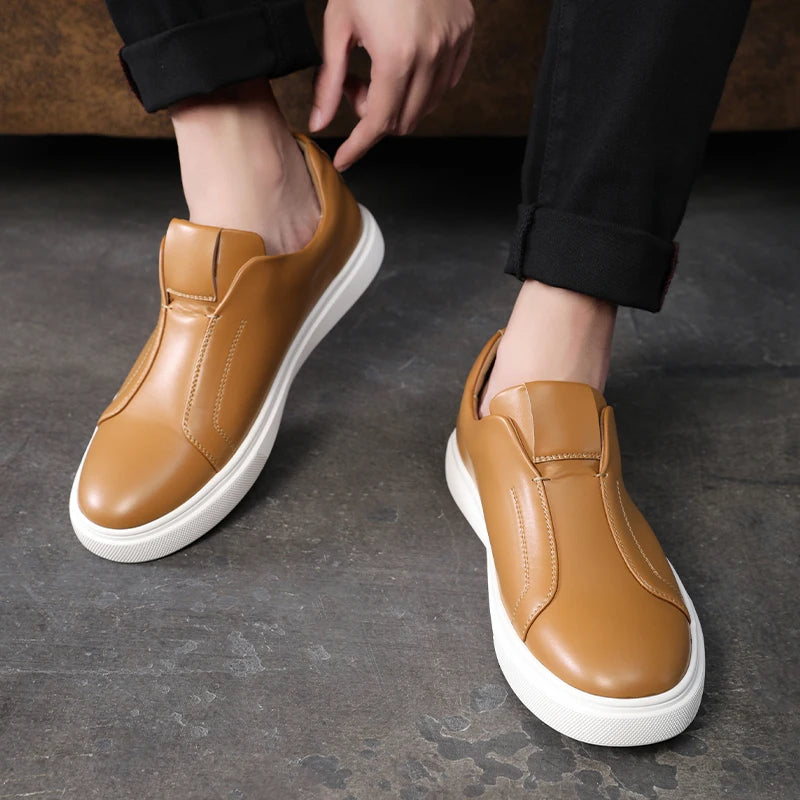 Chaussures décontractées en cuir à enfiler