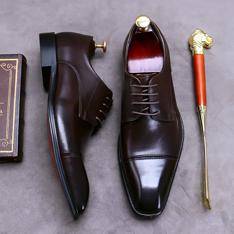 Chaussures d'affaires en cuir chic