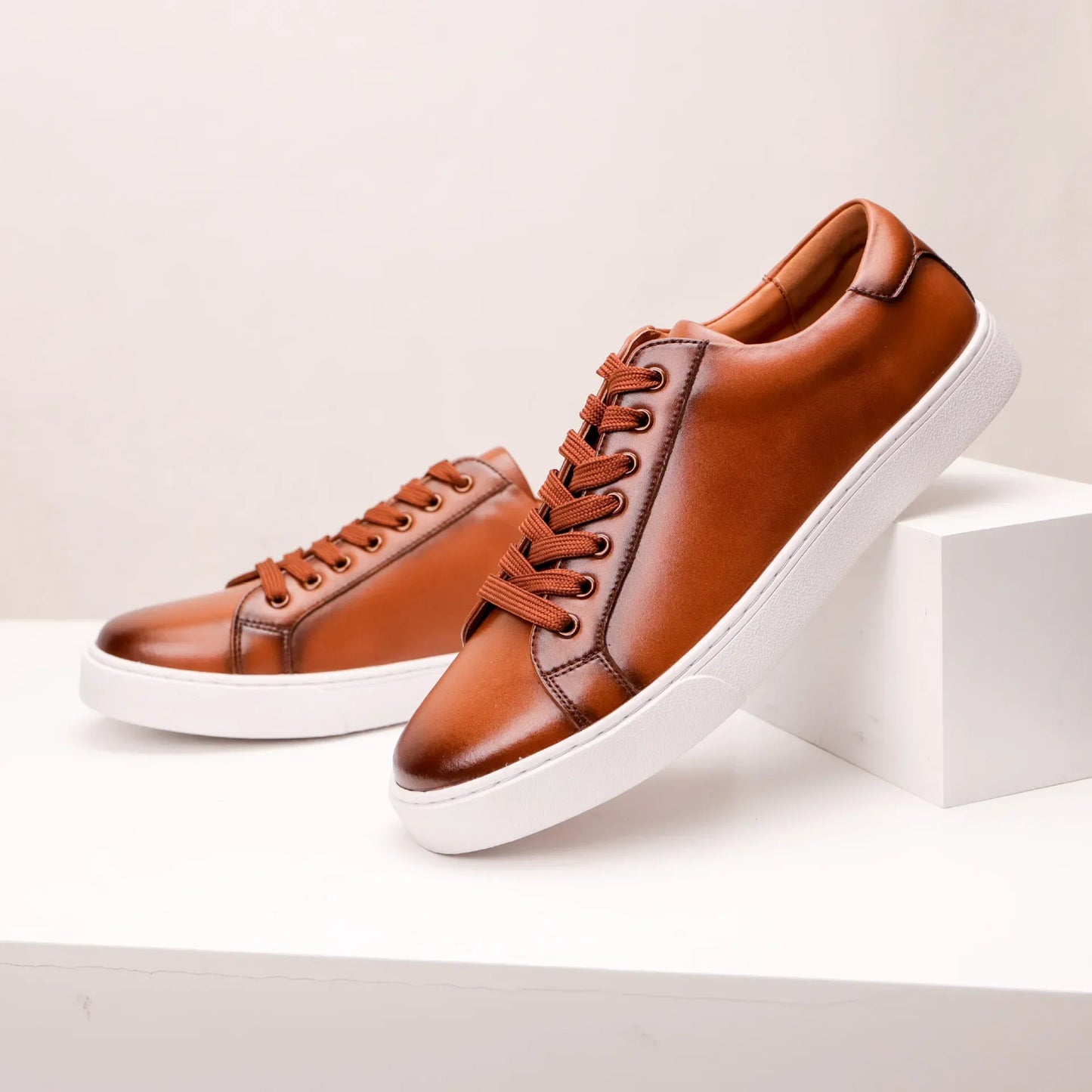 Baskets en cuir véritable
