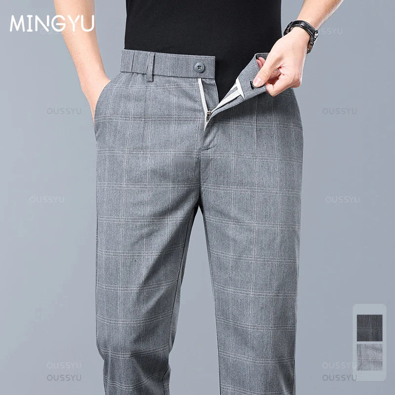 Pantalon à carreaux classique