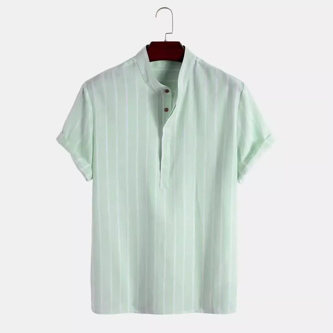 Elégante chemise rayée à manches courtes