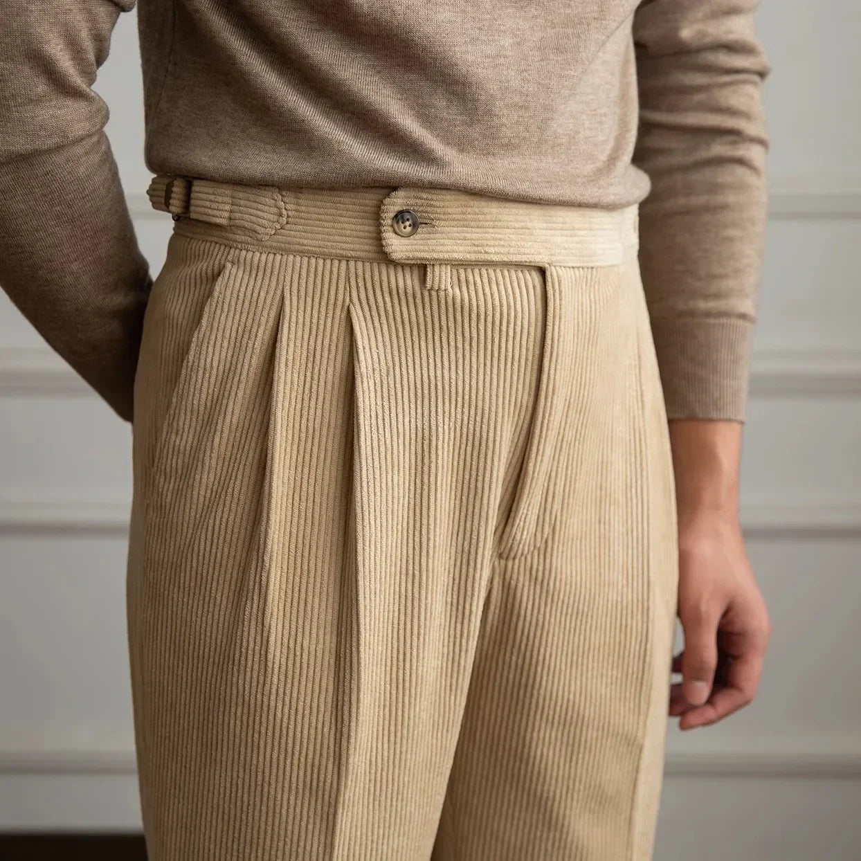 Pantalon en velours côtelé de qualité supérieure
