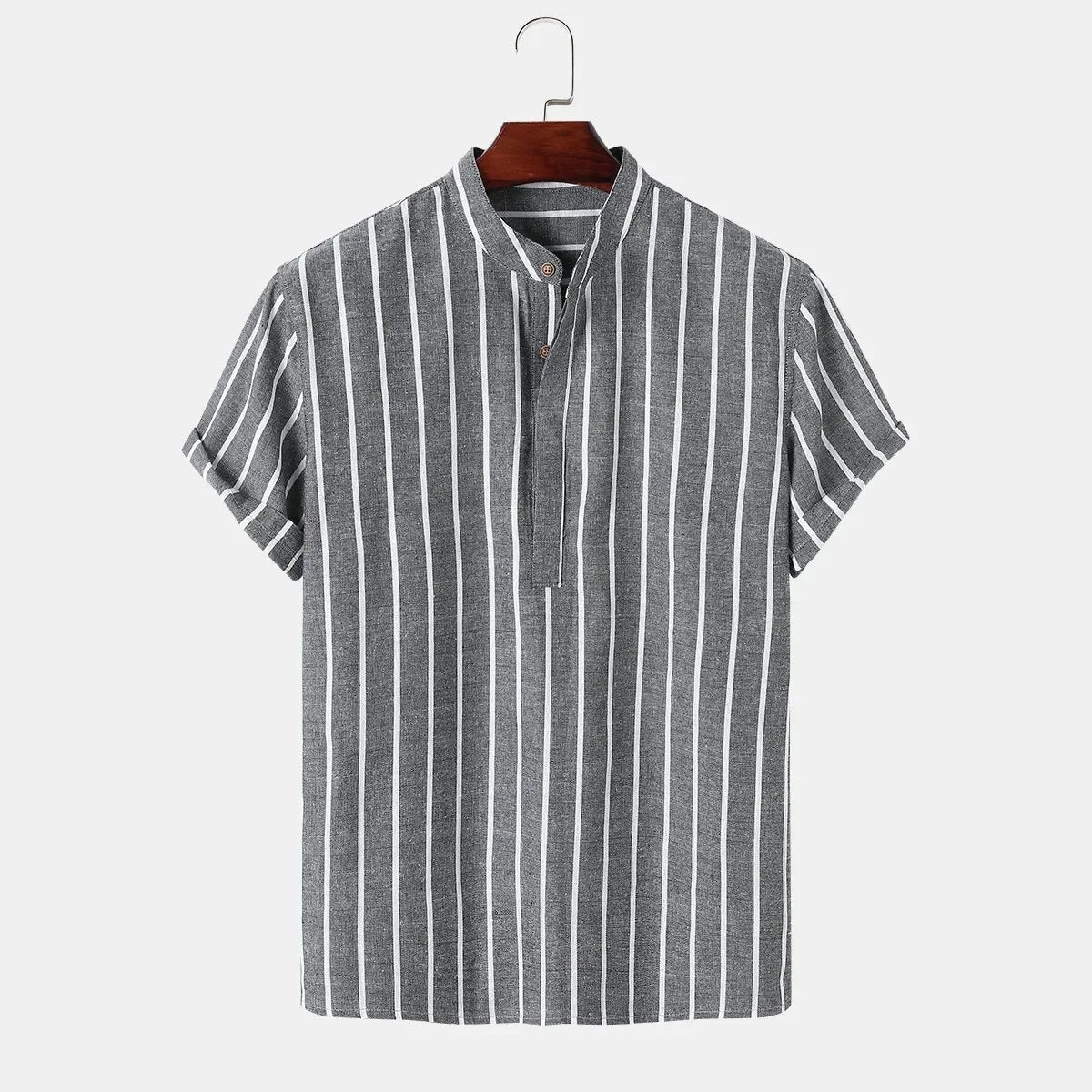 Elégante chemise rayée à manches courtes