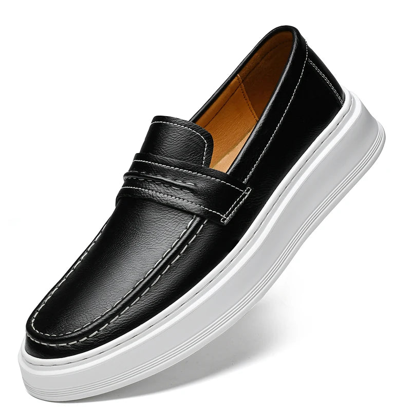 Chaussures de bateau en cuir à enfiler