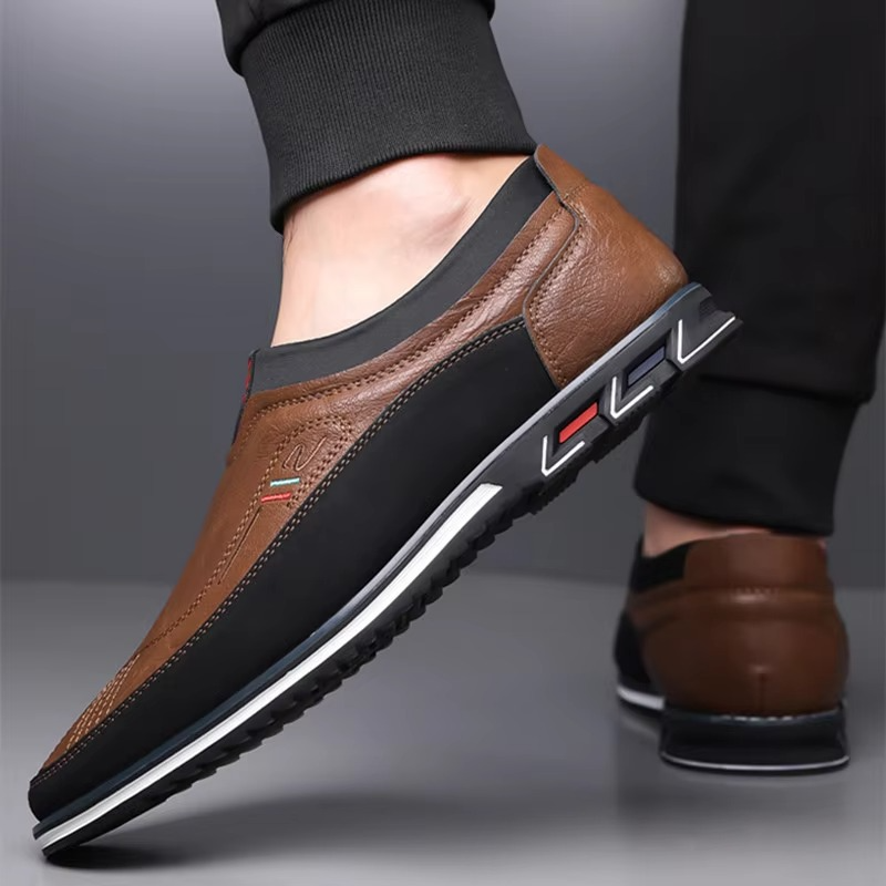 Chaussures d'affaires en cuir