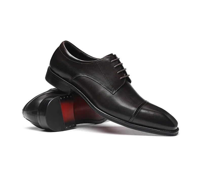 Chaussures d'affaires en cuir chic
