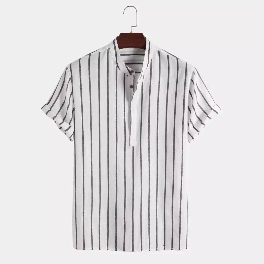 Elégante chemise rayée à manches courtes