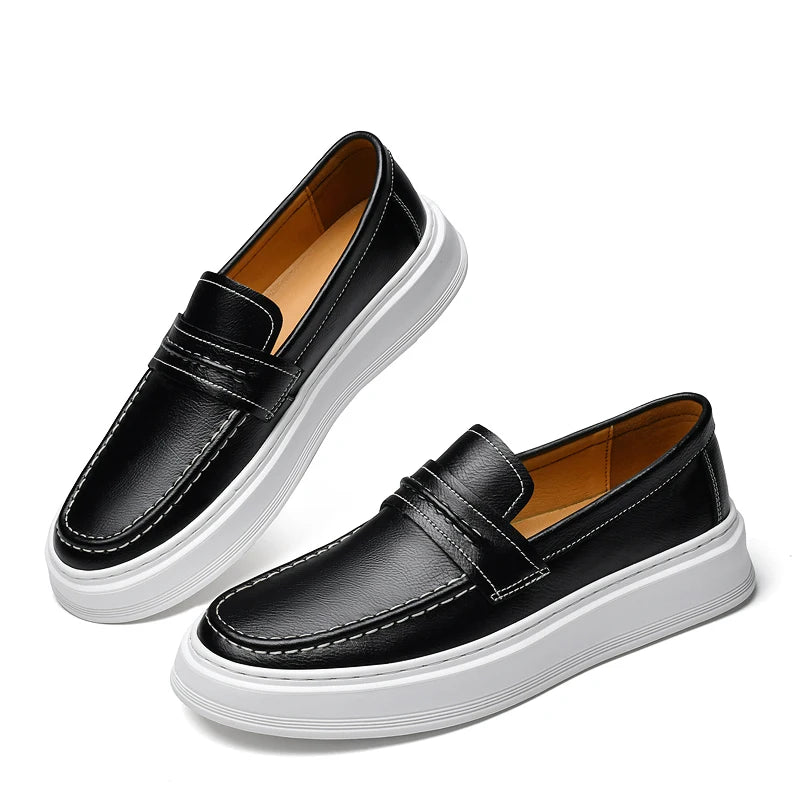 Chaussures de bateau en cuir à enfiler