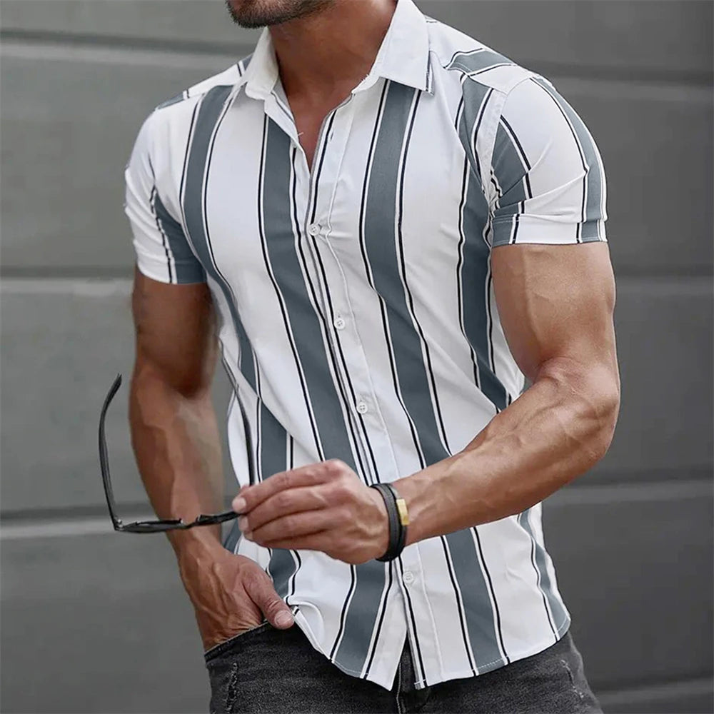 Chemise d'été rayée à manches courtes