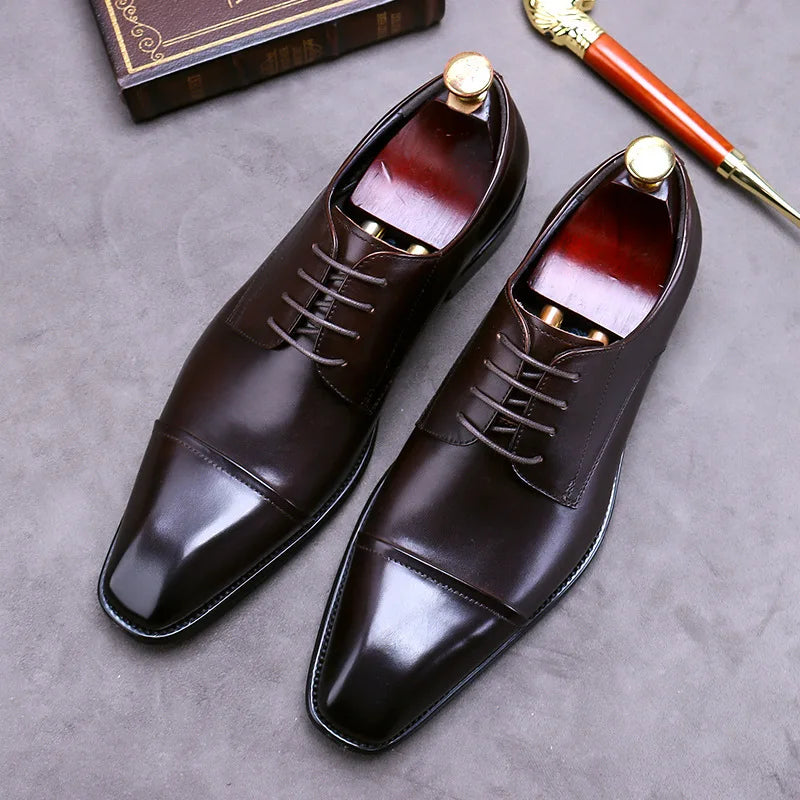 Chaussures d'affaires en cuir chic