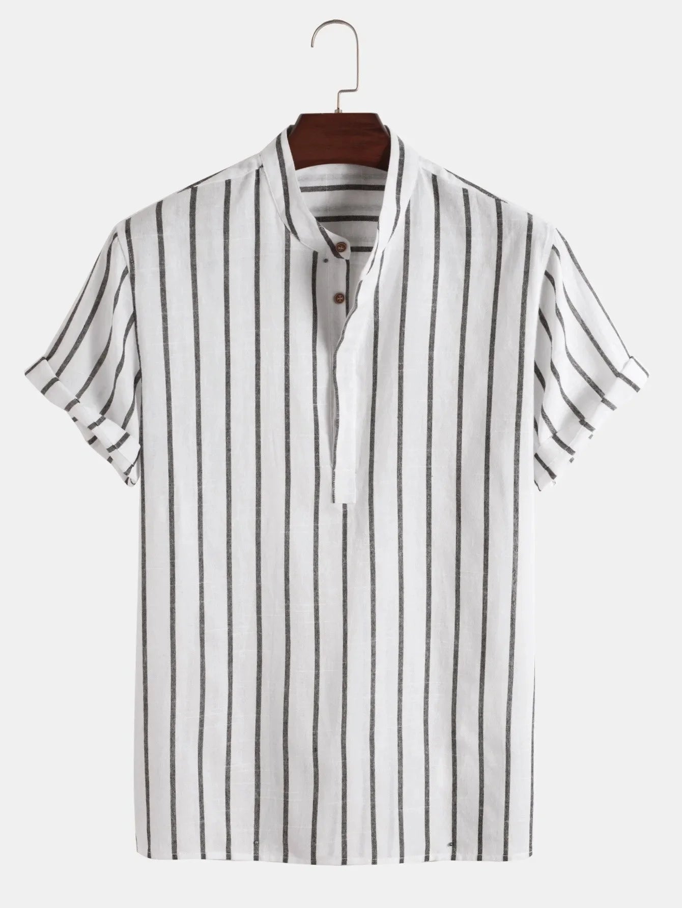 Elégante chemise rayée à manches courtes
