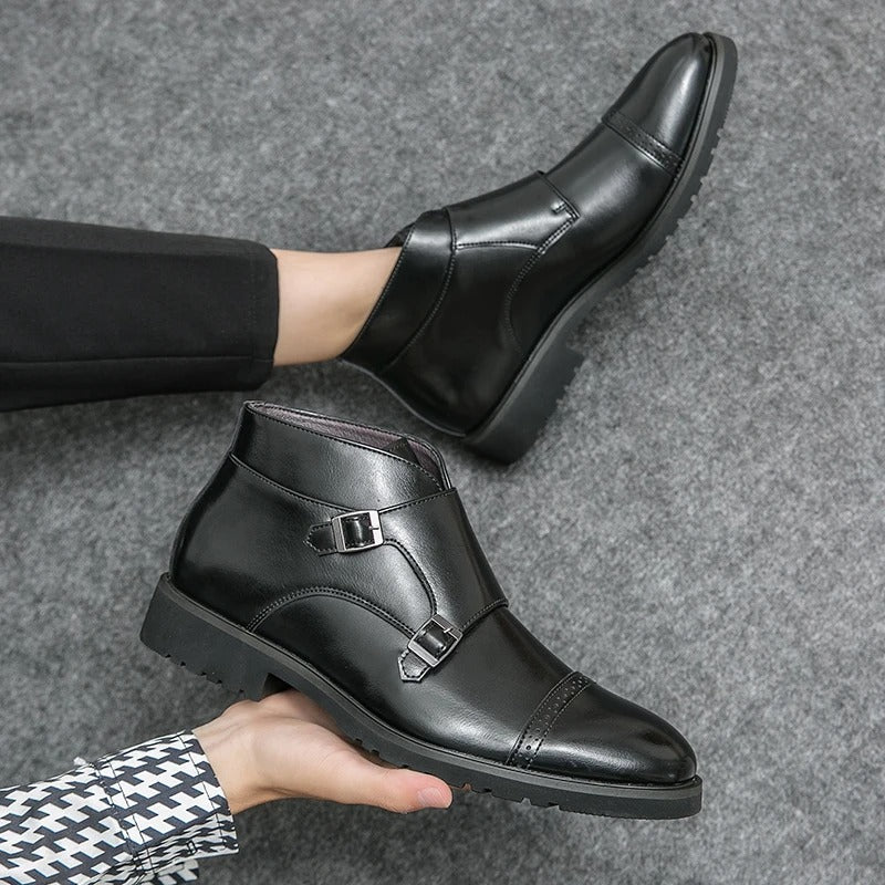 Bottes en cuir avec fermeture à boucle