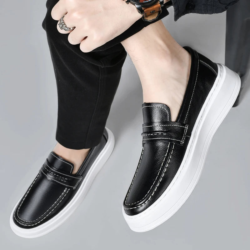 Chaussures de bateau en cuir à enfiler