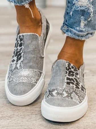 Chaussures élégantes à enfiler pour soulager la douleur