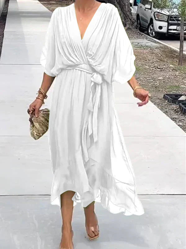 Robe en mousseline de soie avec décolleté en V