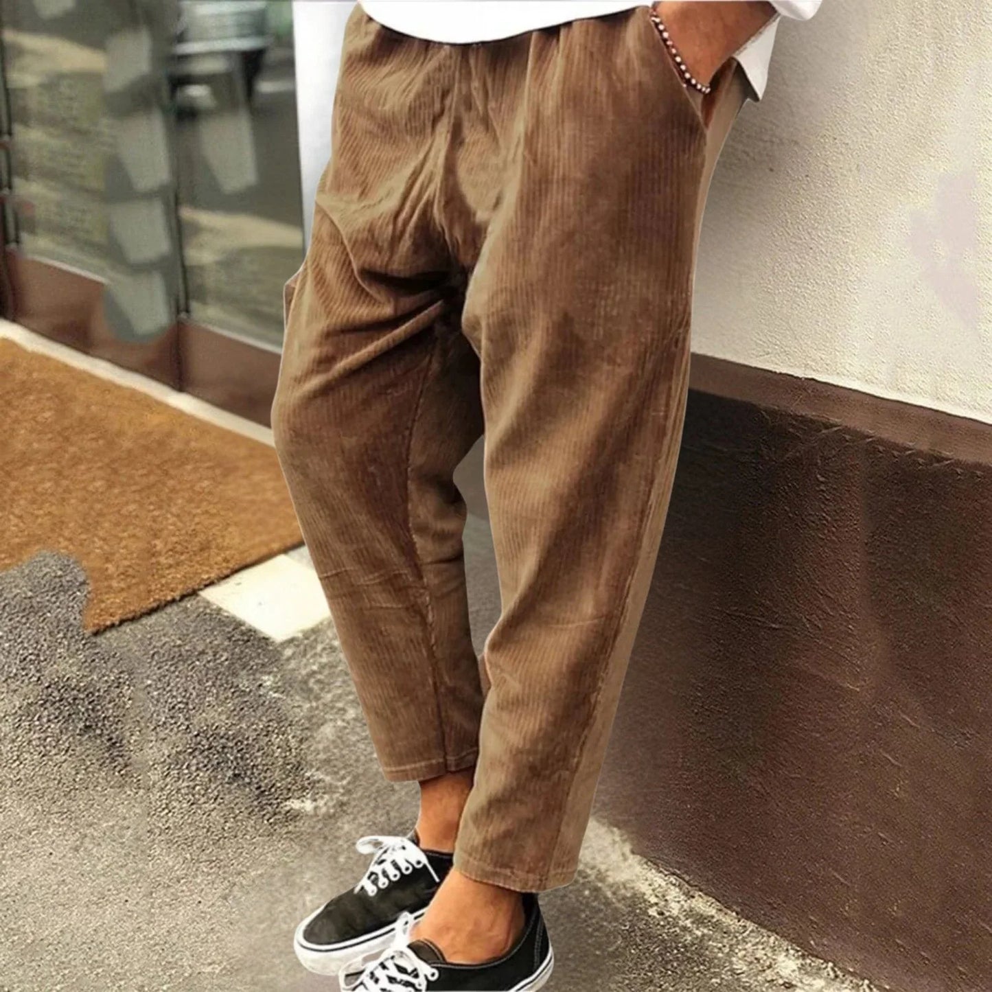 Pantalon élégant en velours côtelé